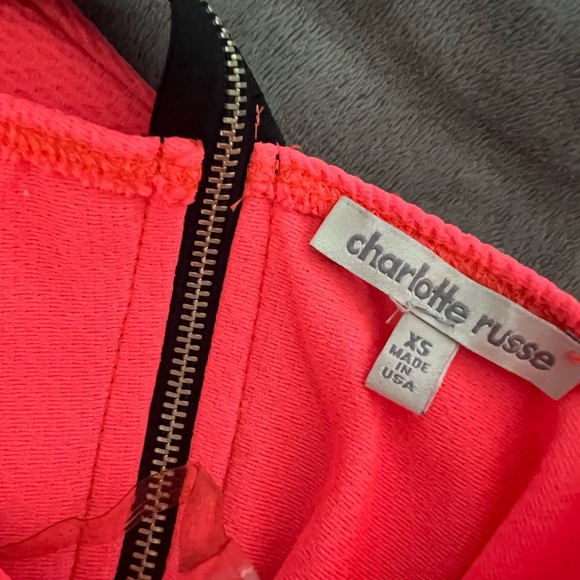 #27 Electric Pink dress - Picture 10 of 10